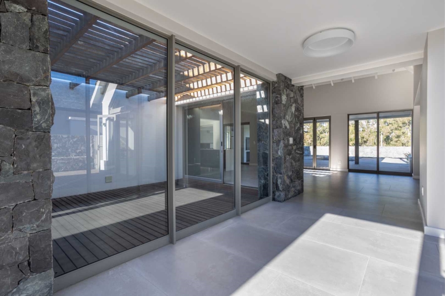 To Let 4 Bedroom Property for Rent in Pearl Valley Golf Estate Western Cape